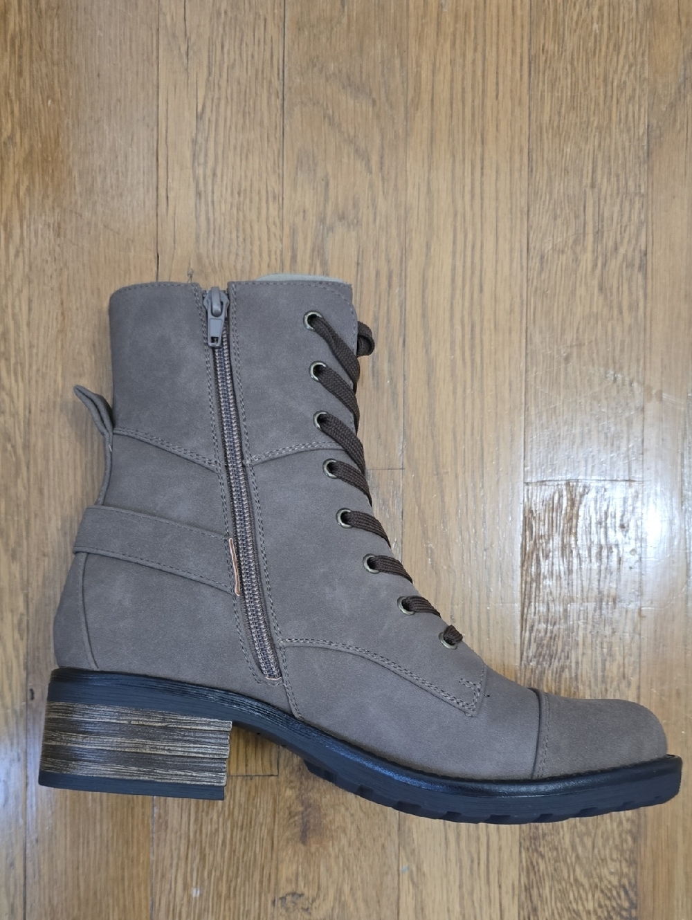 INDIGO RD. BRAND WOMEN'S BROWN WINTER SHORT LACE UP BOOTS SIZE 7.5 - Picture 14 of 16